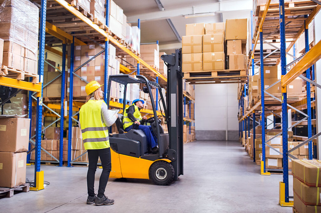 Moffett Forklift Training in Toronto, ON Counterbalance & Reach Training
